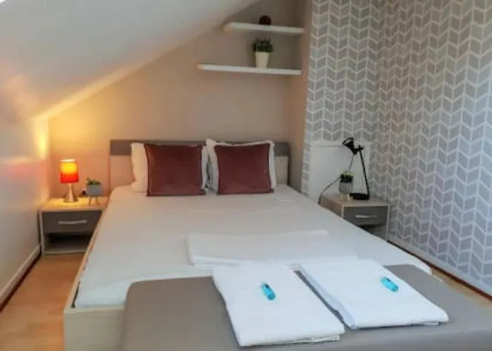 דירה Le Duplex - Hyper Centre - Gare - Wifi - Duplex אנסי